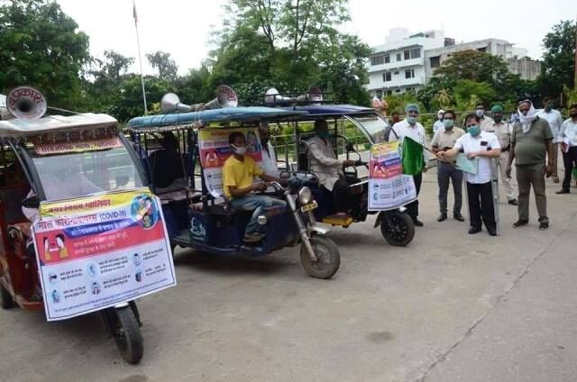 कोरोना संक्रमण की रोकथाम के लिये निगम ने चलाए रथ