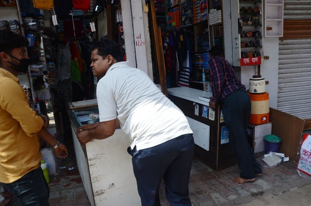 कोरोना मरीजों की बढ़ती संख्या ने प्रशासन की चिंता बढ़ाई, आज मिले 63 संक्रमित कोरोना मरीजों की बढ़ती संख्या ने प्रशासन की चिंता बढ़ाई, आज मिले 63 संक्रमित