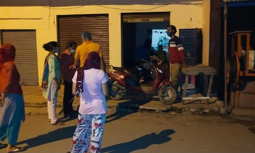 कोरोना संक्रमितों के साथ स्वास्थ्य विभाग की बड़ी लापरवाही, सूची में नाम-पते गलत, प्रशासन हुआ चकरघिन्नी