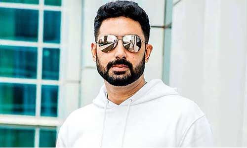 अमिताभ के बाद अभिषेक बच्चन भी कोरोना पॉजिटिव, फैंस से बोले-हल्के लक्षण हैं, घबराएं नहीं