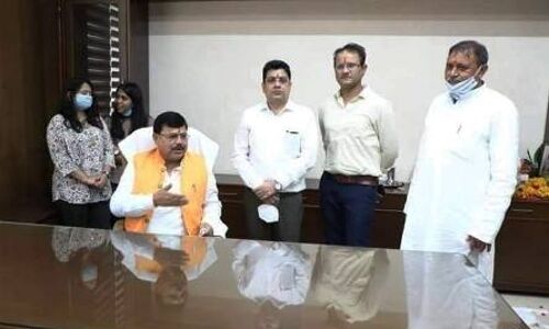 मंत्री प्रद्युमन सिंह ने संभाला कार्यभार, अंतिम पंक्ति के अंतिम व्यक्ति के घर में...