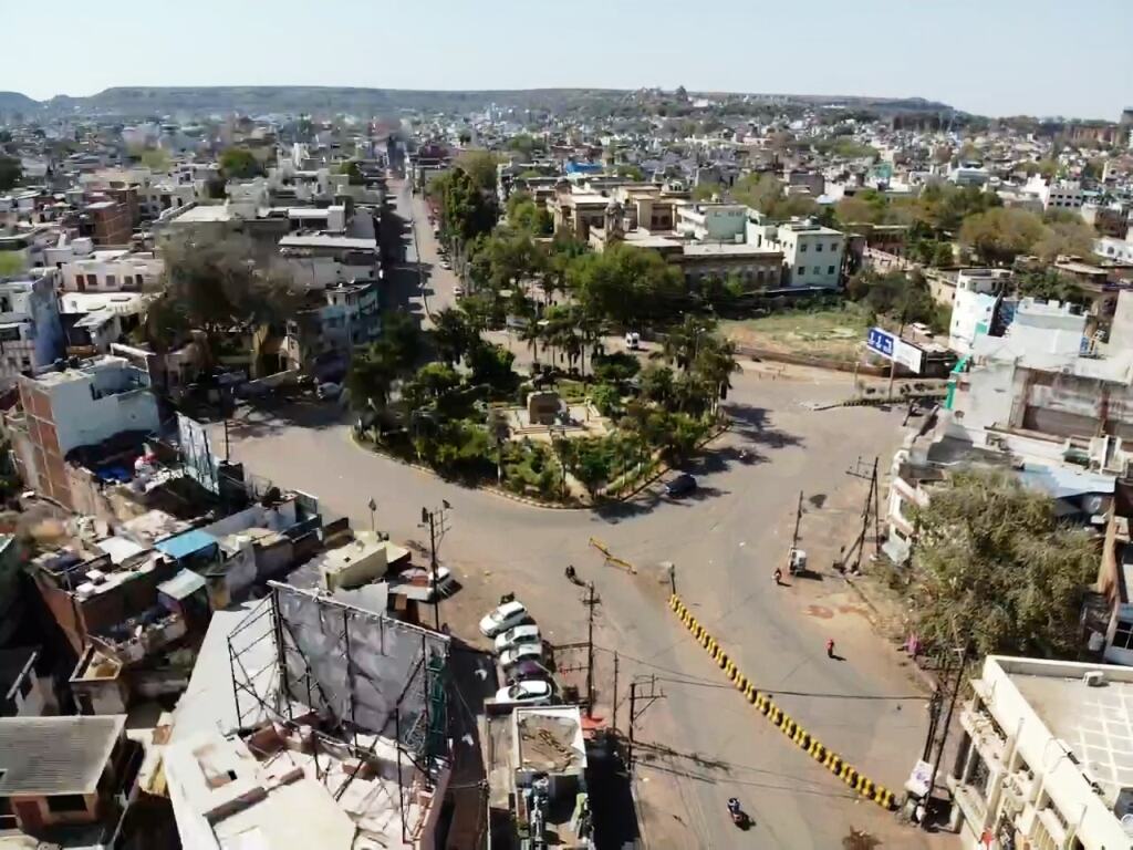 क्या ग्वालियर में कंट्रोल हो रहा है कोरोना ? आज निकले 50 संक्रमित, देखें लिस्ट क्या ग्वालियर में कंट्रोल हो रहा है कोरोना ? आज निकले 50 संक्रमित, देखें लिस्ट