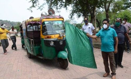 कोरोना वायरस के संक्रमण से बचाव के लिए निगम द्वारा चलाया जा रहा है जन जागरूकता अभियान