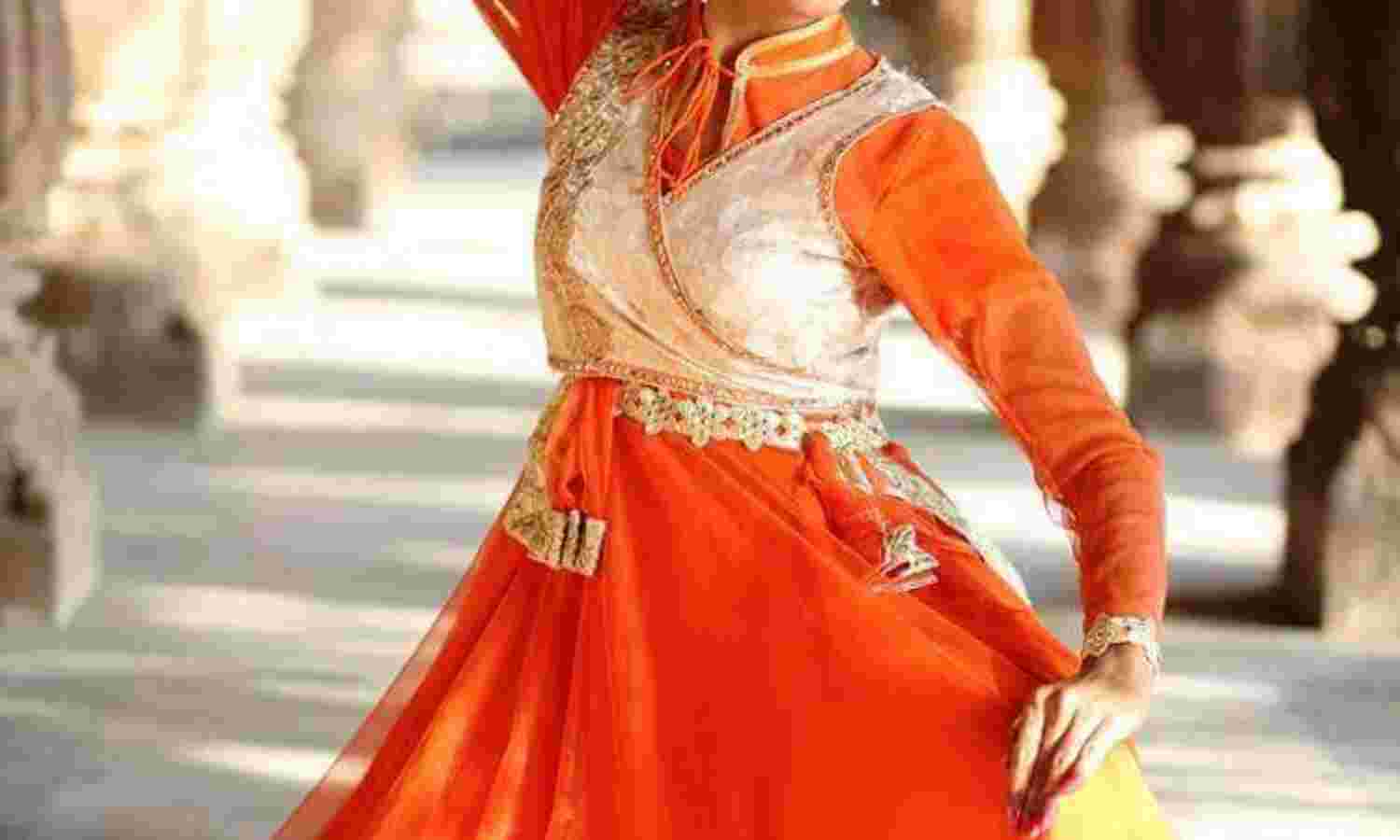 कथक नृत्यांगना सुरभि शुतुत ने दी प्रस्तुति