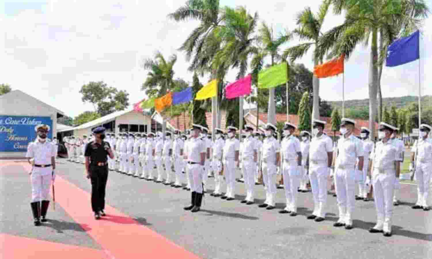 ईएनसी के भ्रमण पर पहुंचे लेफ्टिनेंट जनरल मनोज पांडे