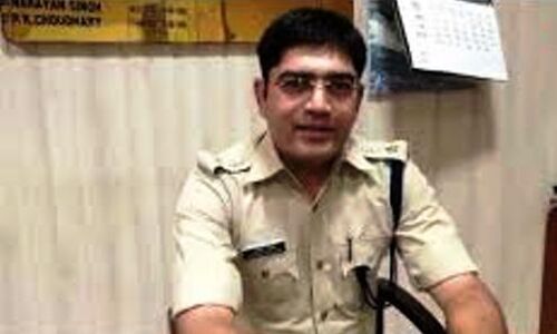 फरार चिटफंडियों की खैर नहीं, टीमें रवाना, पुलिस अधीक्षक ने बनाई पांच टीमें फरार चिटफंडियों की खैर नहीं, टीमें रवाना, पुलिस अधीक्षक ने बनाई पांच टीमें