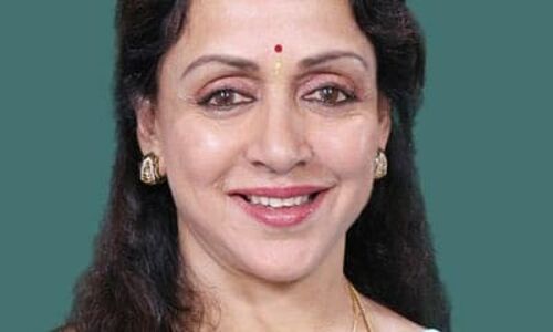 चुनाव तो लड़ना नहीं फिर हेमा जी मथुरा क्यों आएंगी?