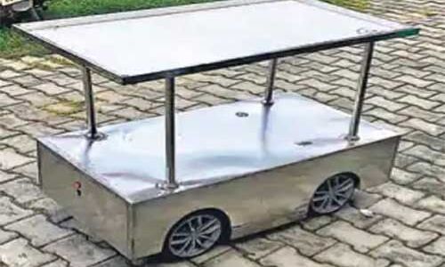 गोरखपुर : रोबो-ट्रॉली से कोरोना मरीजों को भोजन-दवा सर्व करने की तैयारी