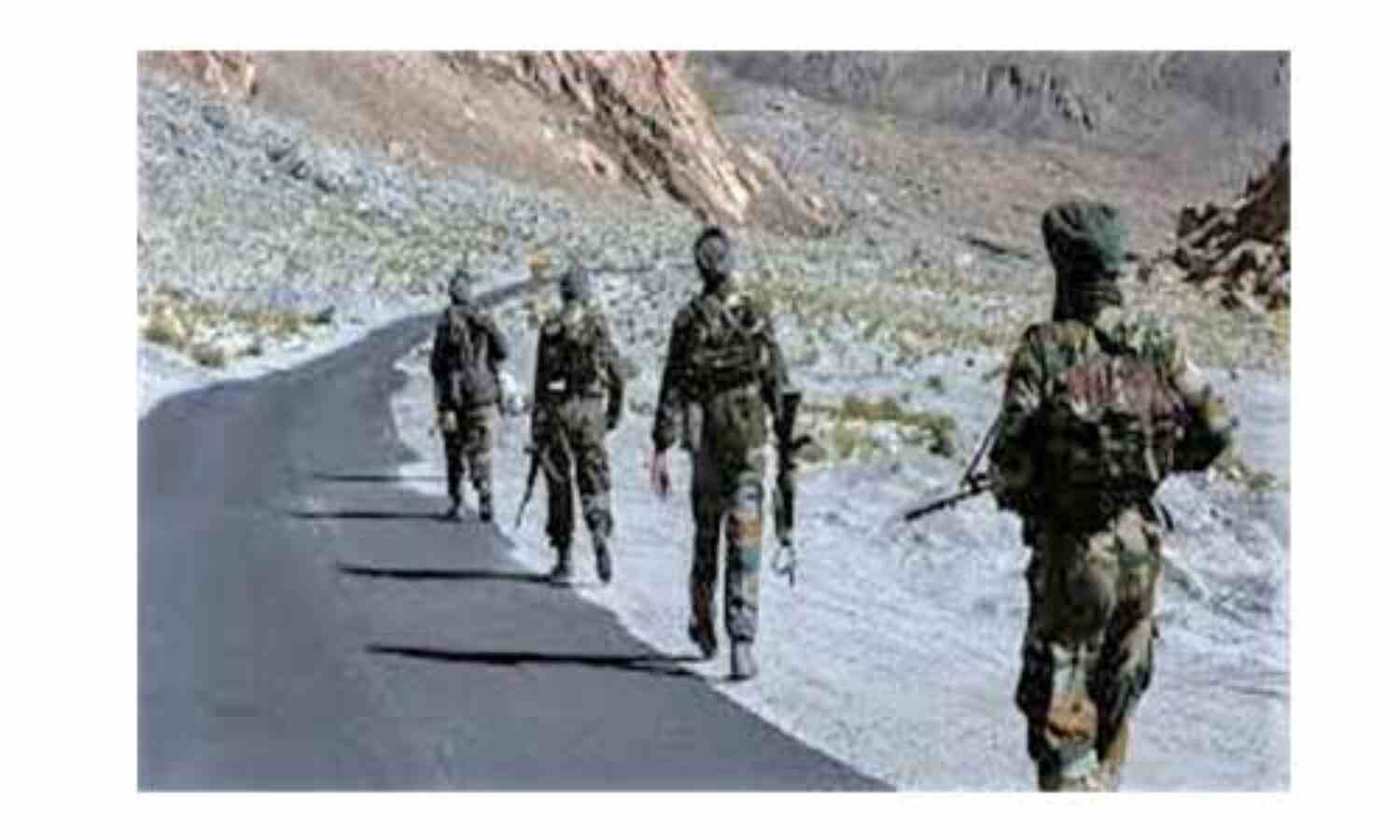 चीन ने ​तिब्बत सीमा की ​नो मैन्स लैंड​ पर ​बनाई सड़क