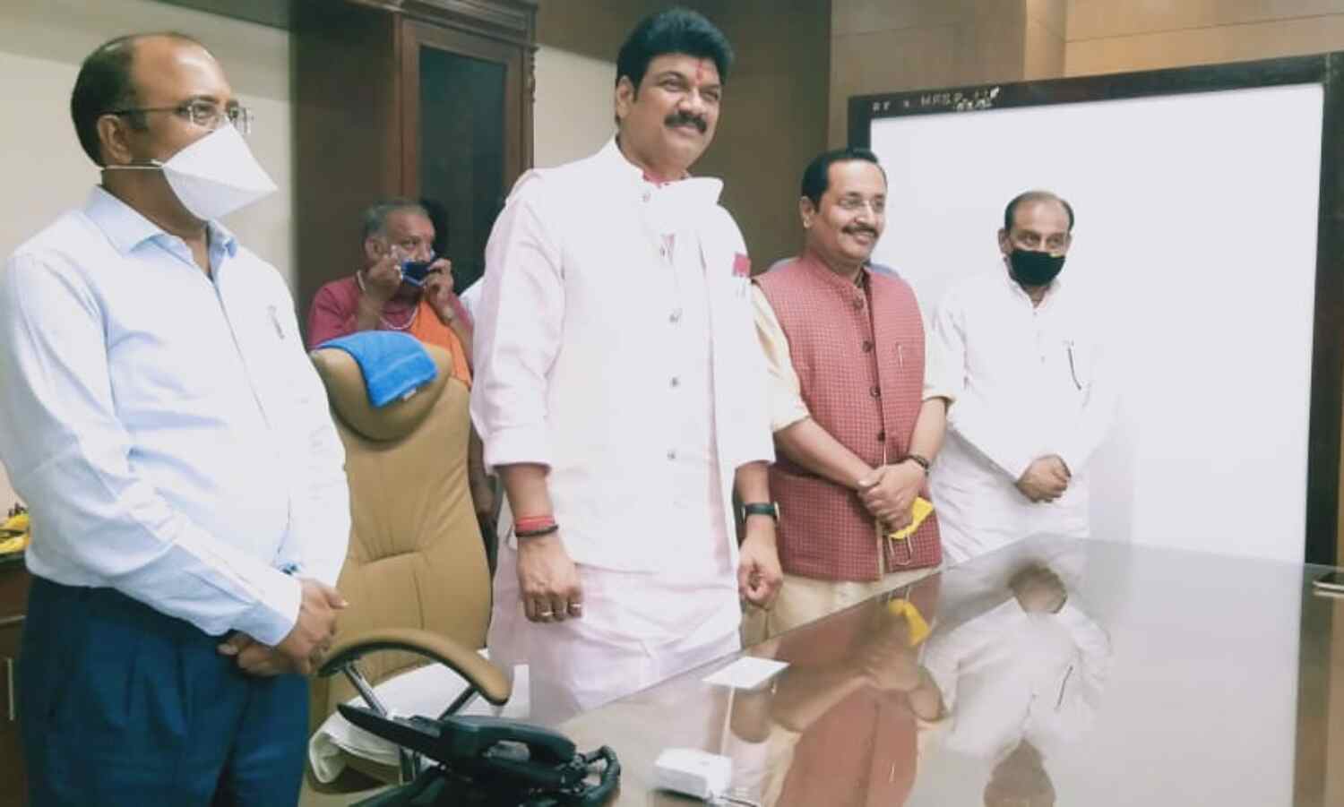 परिवहन मंत्री बदलेंगे निजी स्टाफ, आयुक्त कार्यालय पुरानों के सहारे