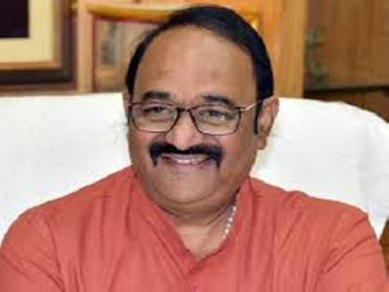 नर्मदा के अवैध घाटों से खुलेआम रेत खनन जारी