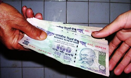 रिश्वत मांगने का वीडियो वायरल होने पर सहायक श्रमायुक्त मिश्रा निलंबित