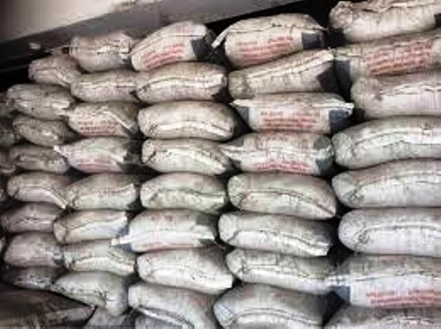 रायरू मालगोदाम से बांग्लादेश जाएगी सोयाबीन की खली रायरू मालगोदाम से बांग्लादेश जाएगी सोयाबीन की खली