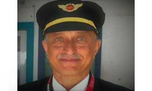 कप्तान विंग कमांडर दीपक वसंत साठे मिग- 21 के कुशल चालक, इंडियन एयरफोर्स के टॉप फाइटर... कप्तान विंग कमांडर दीपक वसंत साठे मिग- 21 के कुशल चालक, इंडियन एयरफोर्स के टॉप फाइटर...