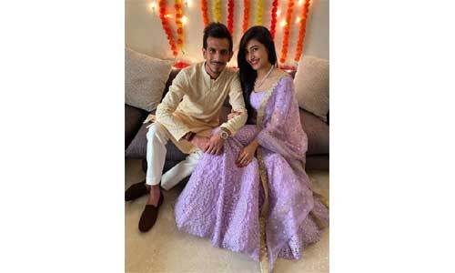 युजवेंद्र चहल की शादी हुई पक्की, फोटो शेयर कर फैन्स को दी खुशखबरी युजवेंद्र चहल की शादी हुई पक्की, फोटो शेयर कर फैन्स को दी खुशखबरी