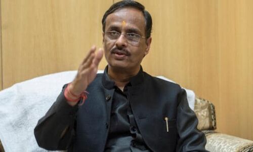 मथुरा में तीन दिन श्रद्धालुओं को नो-एंट्री, उपमुख्यमंत्री ने अफसरों को दिए निर्देश