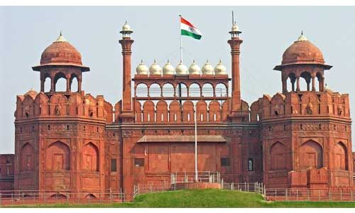 लाल किले में अदृश्य दुश्मन से ज्यादा खतरा