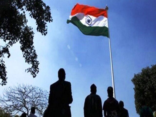 महाराजबाड़ा के बाद अब हनुमान चौराहे पर होगा राष्ट्रगान