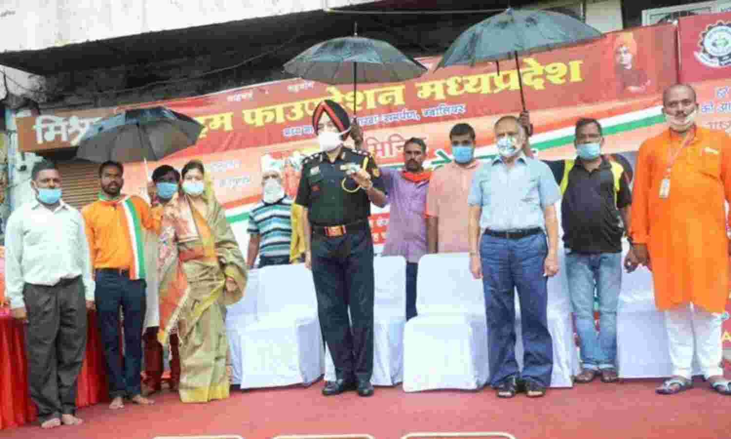 हम फाउंडेशन की पहल पर हुआ राष्ट्रगान