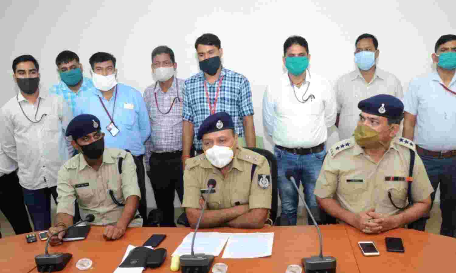 जहरीली शराब बेचने वालों पर ताबड़तोड़ कार्रवाई