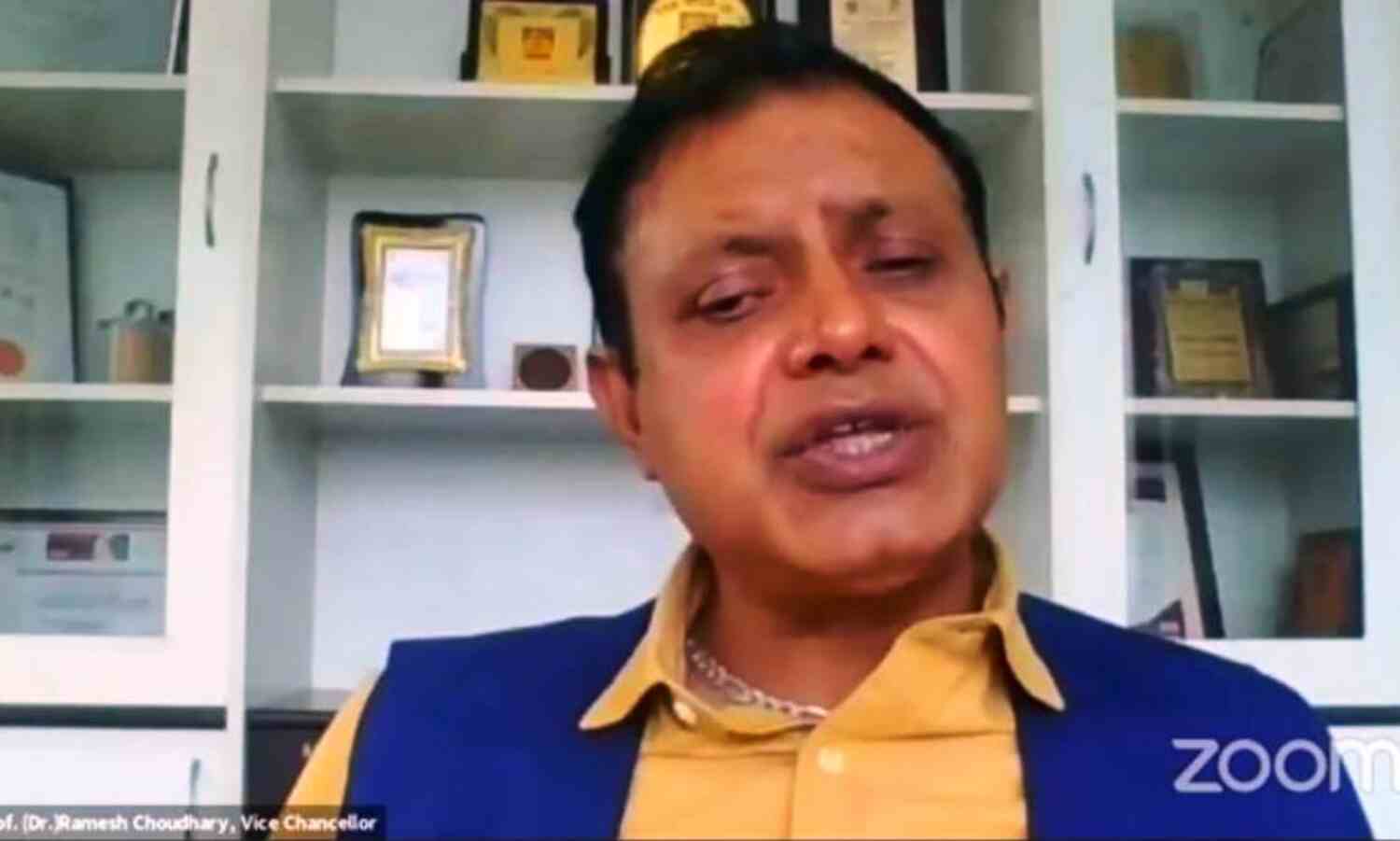 भगवान श्रीकृष्ण की गीता से प्रेरित हो लक्ष्य निर्धारण व कड़ी मेहनत करें छात्र