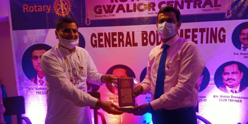 खुशनुमा जिंदगी के लिए सेमीनार आयोजित