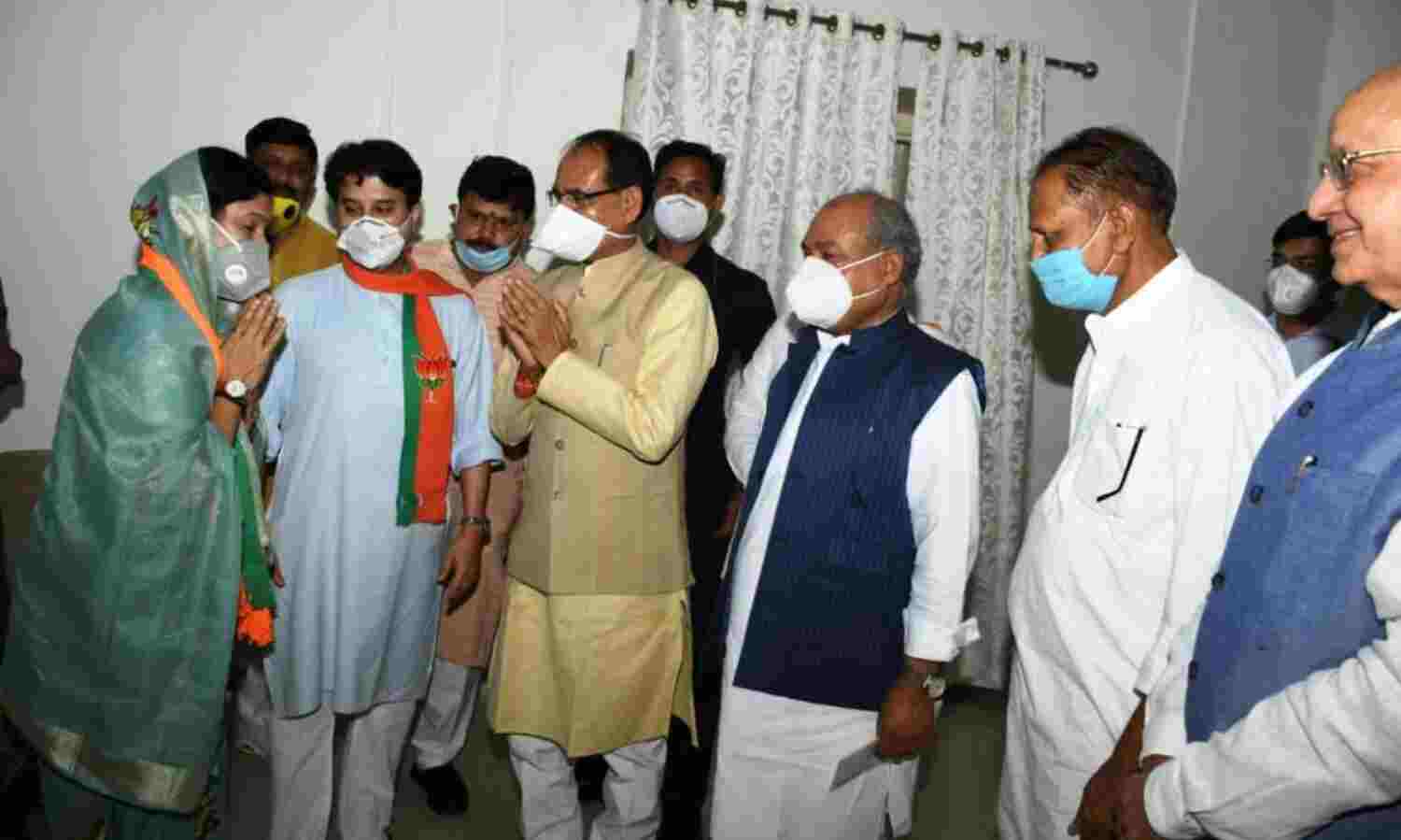 पूर्व महापौर समीक्षा गुप्ता की 21 महीने बाद घर वापसी