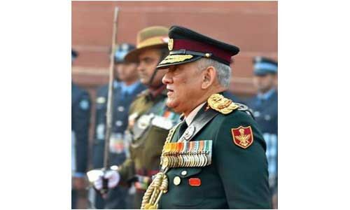 चीन के साथ अगर बातचीत से नहीं सुलझा मामला तो लद्दाख में सैन्‍य कार्रवाई पर विचार : जनरल रावत