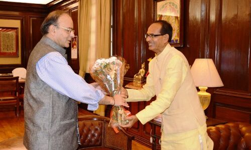 मुख्यमंत्री चौहान ने अरुण जेटली को प्रथम पुण्यतिथि पर किया नमन