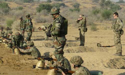 भारत अगले महीने चीन और पाकिस्तान के साथ रूस में एक संयुक्त युद्धाभ्यास करेगा भारत अगले महीने चीन और पाकिस्तान के साथ रूस में एक संयुक्त युद्धाभ्यास करेगा