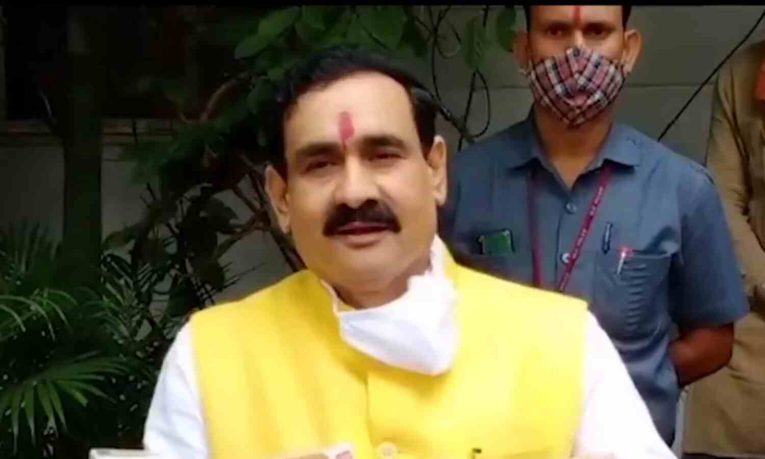 नरोत्तम मिश्रा का दिग्विजय सिंह पर तंज, कहा- वे कांग्रेस के लिए दीमक की तरह