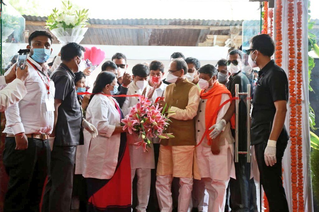 मुख्यमंत्री शिवराज सिंह ने सुपर स्पेशलिटी हॉस्पिटल का किया लोकार्पण