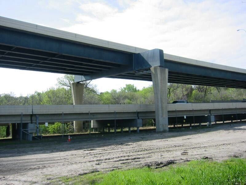 रेलवे ने गर्डर लांच करने दी मंजूरी, गर्डर बनकर तैयार