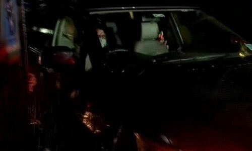 सुशांत केस : सीबीआई ने रिया चक्रवर्ती से तीसरे दिन 9 घंटे तक की पूछताछ सुशांत केस : सीबीआई ने रिया चक्रवर्ती से तीसरे दिन 9 घंटे तक की पूछताछ