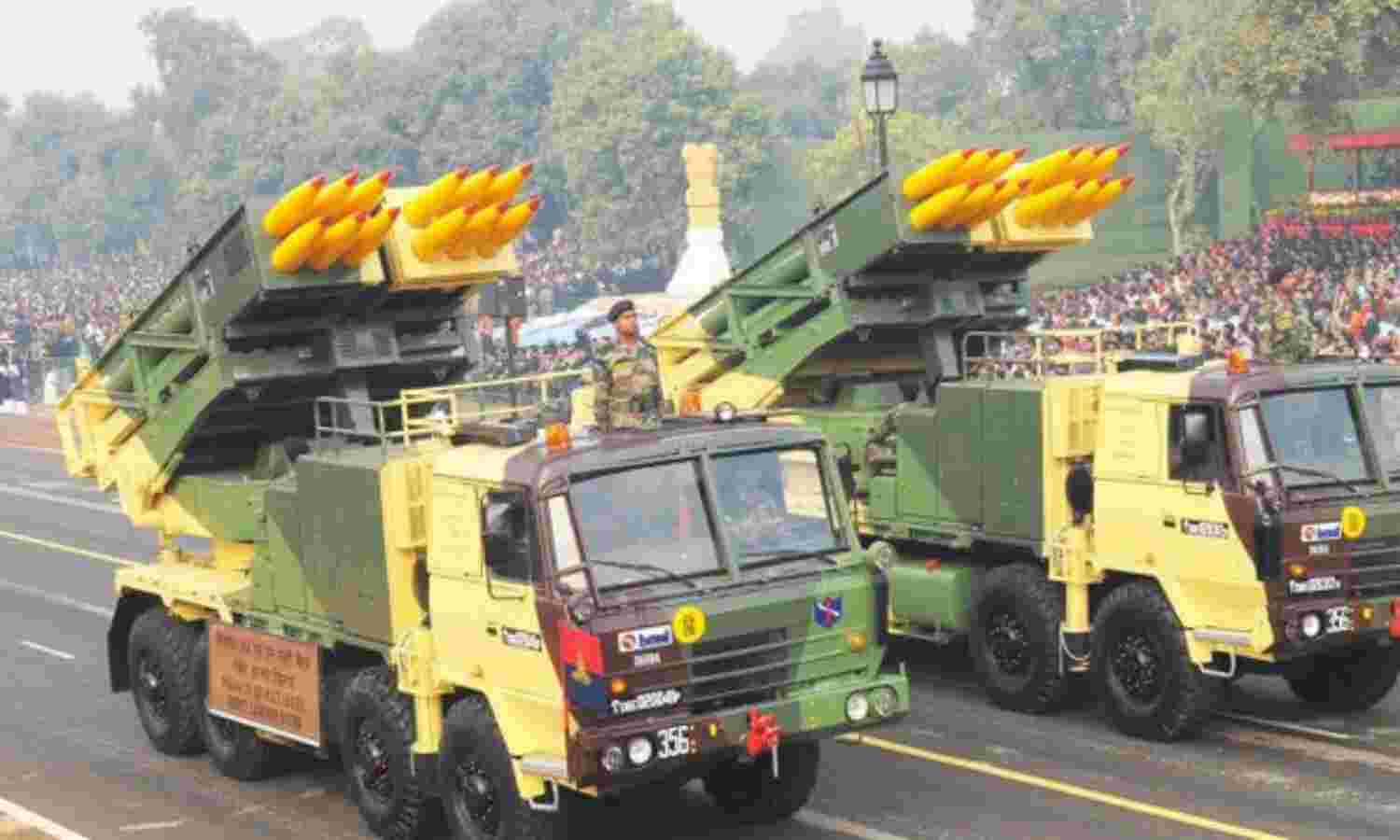 सीमाओं पर भारतीय सेना ने बढ़ाई ताकत, स्वदेशी कंपनी से ही पिनाका रॉकेट लॉन्चर खरीद रही सरकार