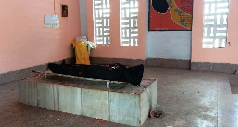 14 दिन में कोरोना से मौतों का अर्धशतक, 24 घंटे में 12 ने तोड़ा दम 14 दिन में कोरोना से मौतों का अर्धशतक, 24 घंटे में 12 ने तोड़ा दम