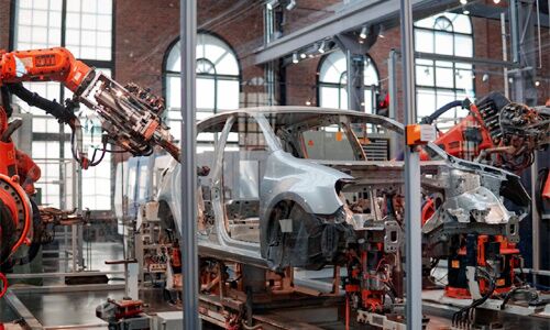 वाहनों पर जीएसटी रेट में 10 फीसदी कटौती पर सरकार कर रही है विचार, जानें