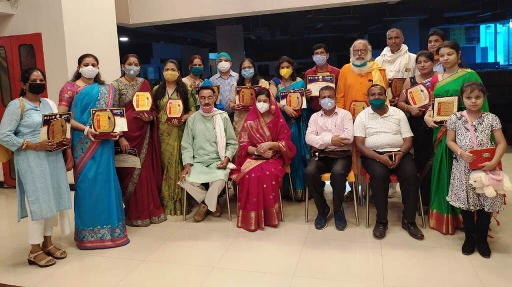 एसोसिएशन ऑफ ग्वालियर यूथ सोसाइटी एवं संरचना समिति ने शिक्षकों किया सम्मानित