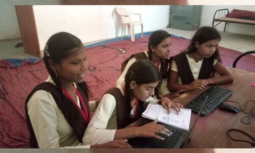 देश में साक्षरता के मामले में केरल अव्वल, आंध्र प्रदेश सबसे निचले स्थान पर