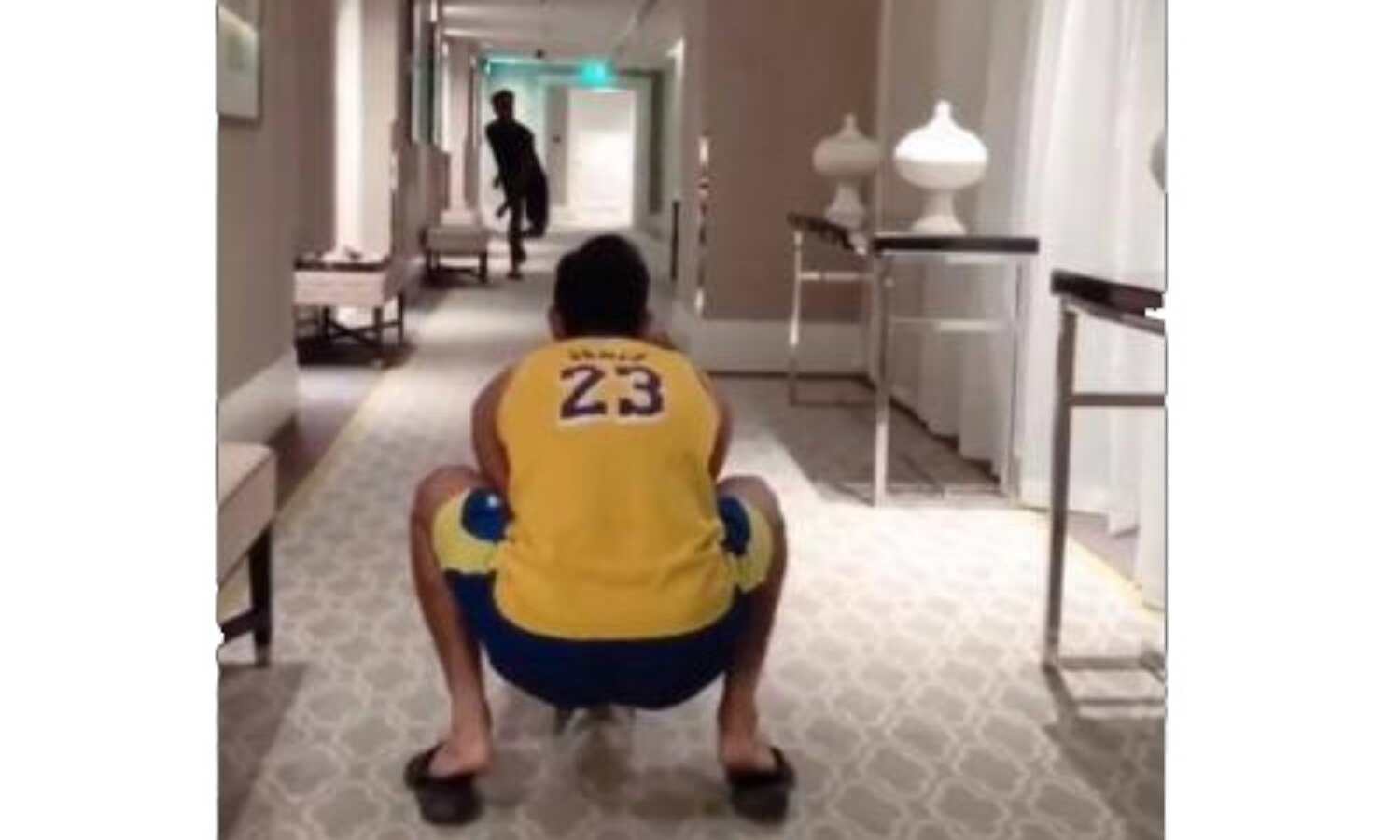 सीएसके टीम में धोनी के होते हुए किसने की विकेटकीपिंग की प्रैक्टिस, जानिए