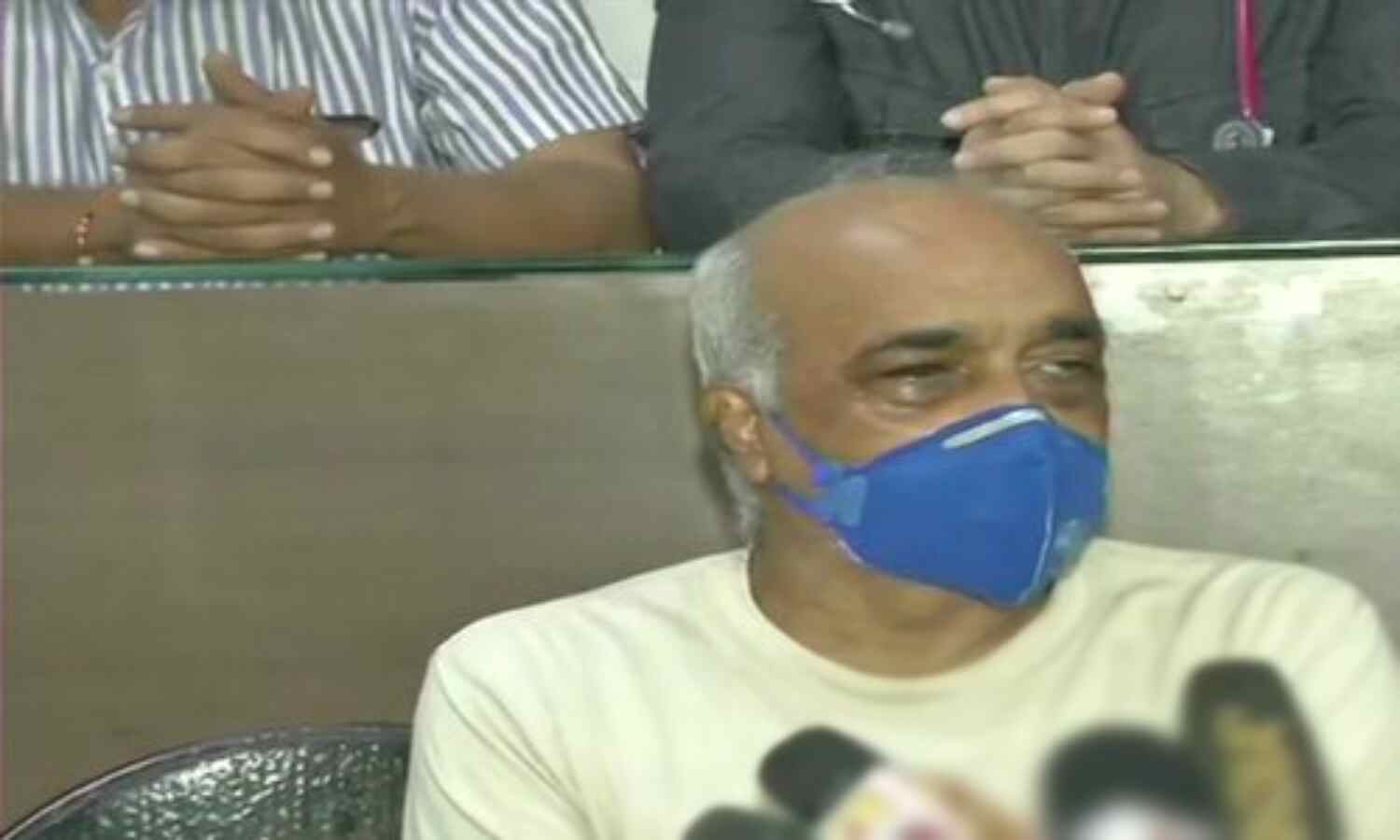 कानून व्यवस्था नहीं संभाल सकते तो इस्तीफा दे उद्धव ठाकरे : पूर्व नेवी अफसर