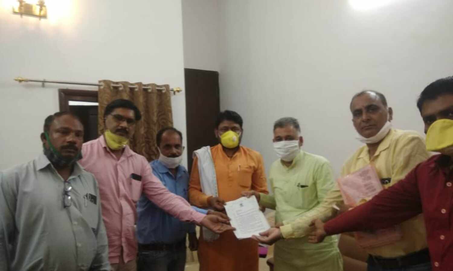 आजाद अध्यापक शिक्षक संघ शिक्षा मंत्री से मिला