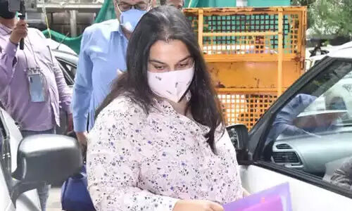 श्रुति मोदी से एनसीबी की पूछताछ, कई राज से उठ सकते है पर्दा