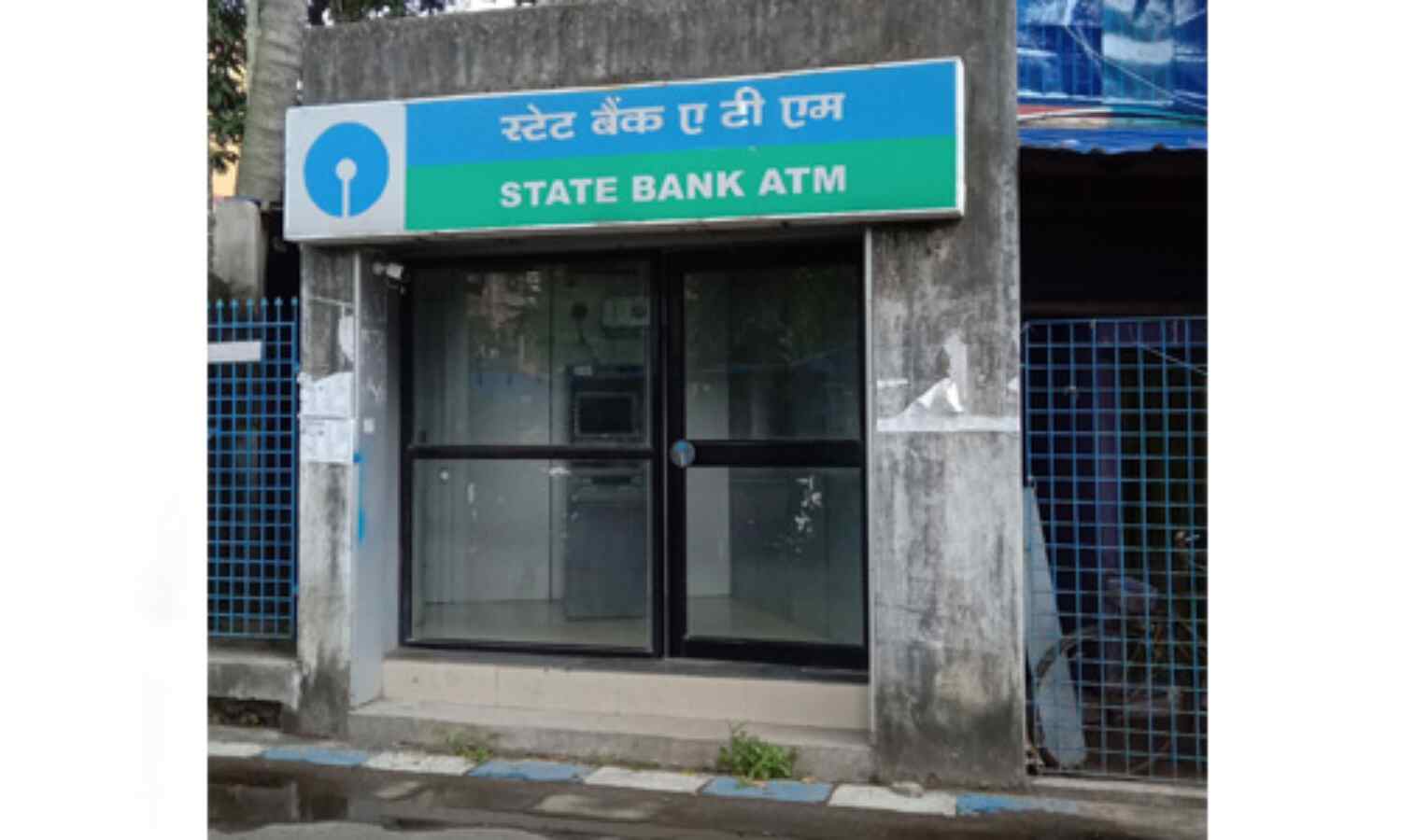 अब एसबीआई बदल रहा एटीएम से कैश निकालने का नियम, जानिए