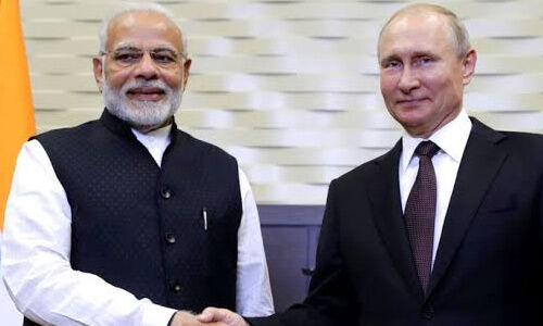 लद्दाख में तनाव को लेकर रूस के राष्ट्रपति व्लादिमीर पुतिन ने पीएम मोदी को किया फोन