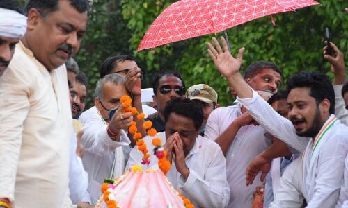 सिंधिया के बाद अब कमलनाथ हैं दिग्विजय के निशाने पर