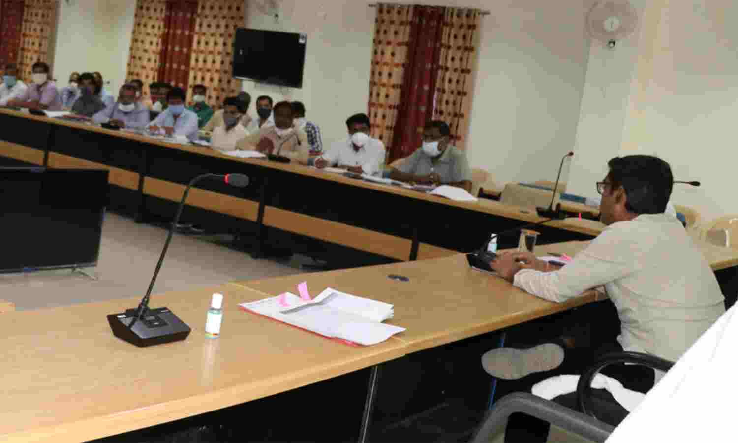 नपा के बड़े बकाएदारों की कुर्क होगी संपत्ति: पुरुषोत्तम नपा के बड़े बकाएदारों की कुर्क होगी संपत्ति: पुरुषोत्तम