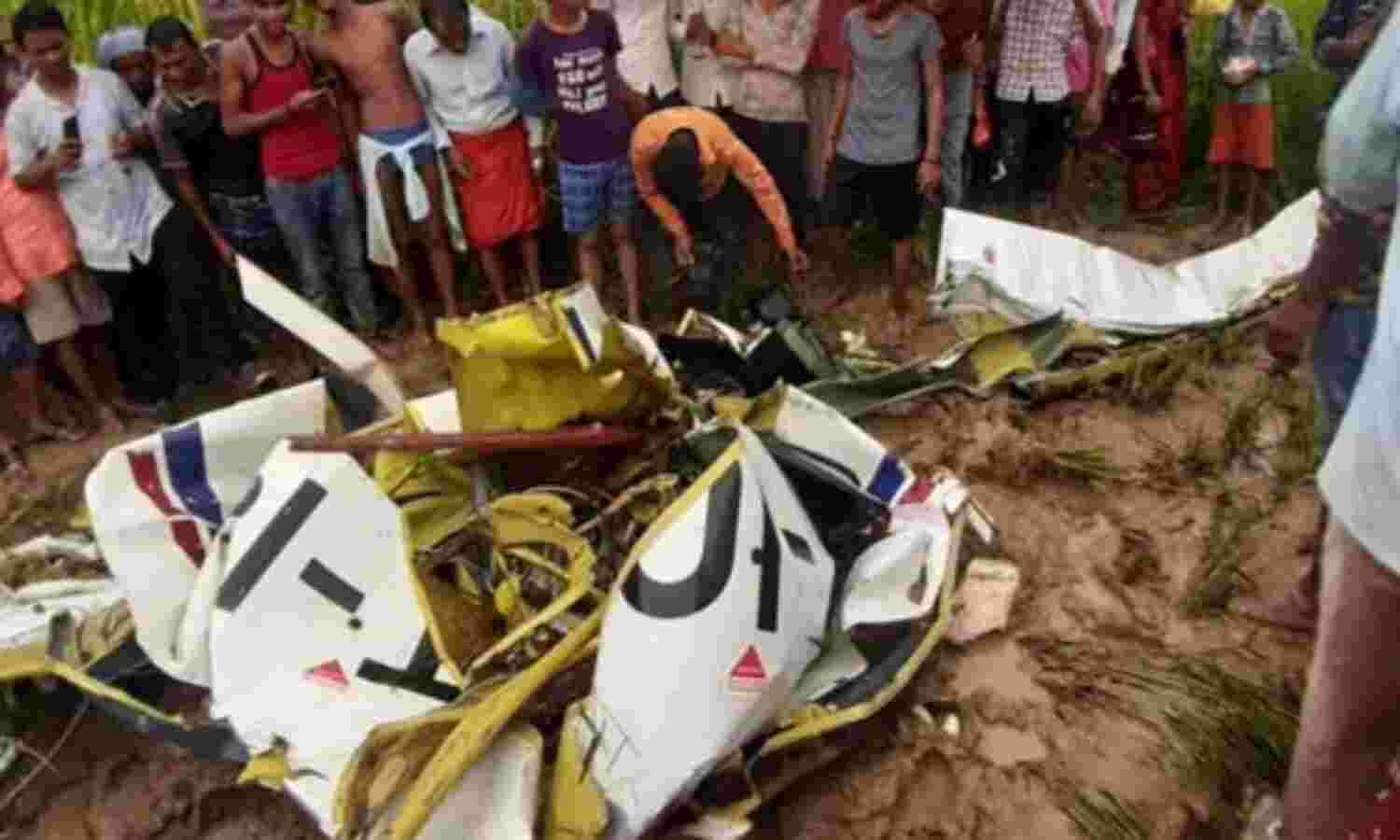 उत्तर प्रदेश : आजमगढ़ में एयरक्राफ्ट क्रैश, एक की मौत