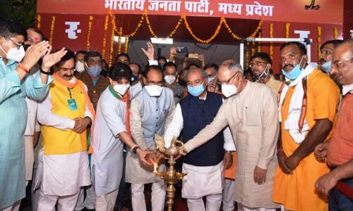 आने वाले तीन सालों में मध्यप्रदेश को बनाएंगे आत्मनिर्भर: मुख्यमंत्री