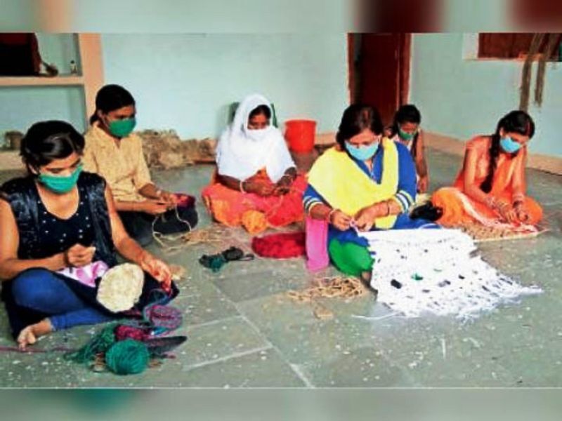 कोरोना ने छीनी खुशी तो बनी आत्मनिर्भर, 25 हजार दीदीयां स्वरोजगार से चला रहीं परिवार